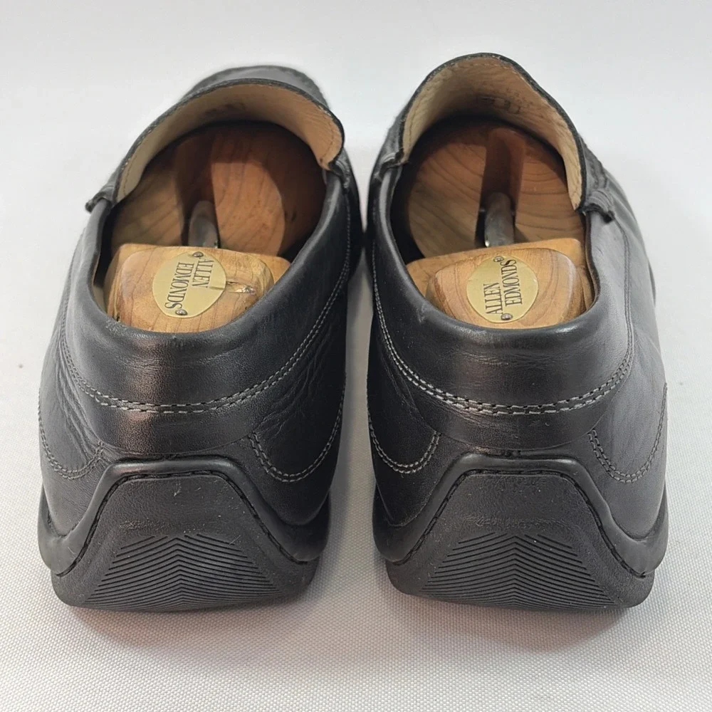 Ecco Classic Moc 2.0 Slip-On Driving Shoe Men's 44EU 11US Black Leather Loafers
